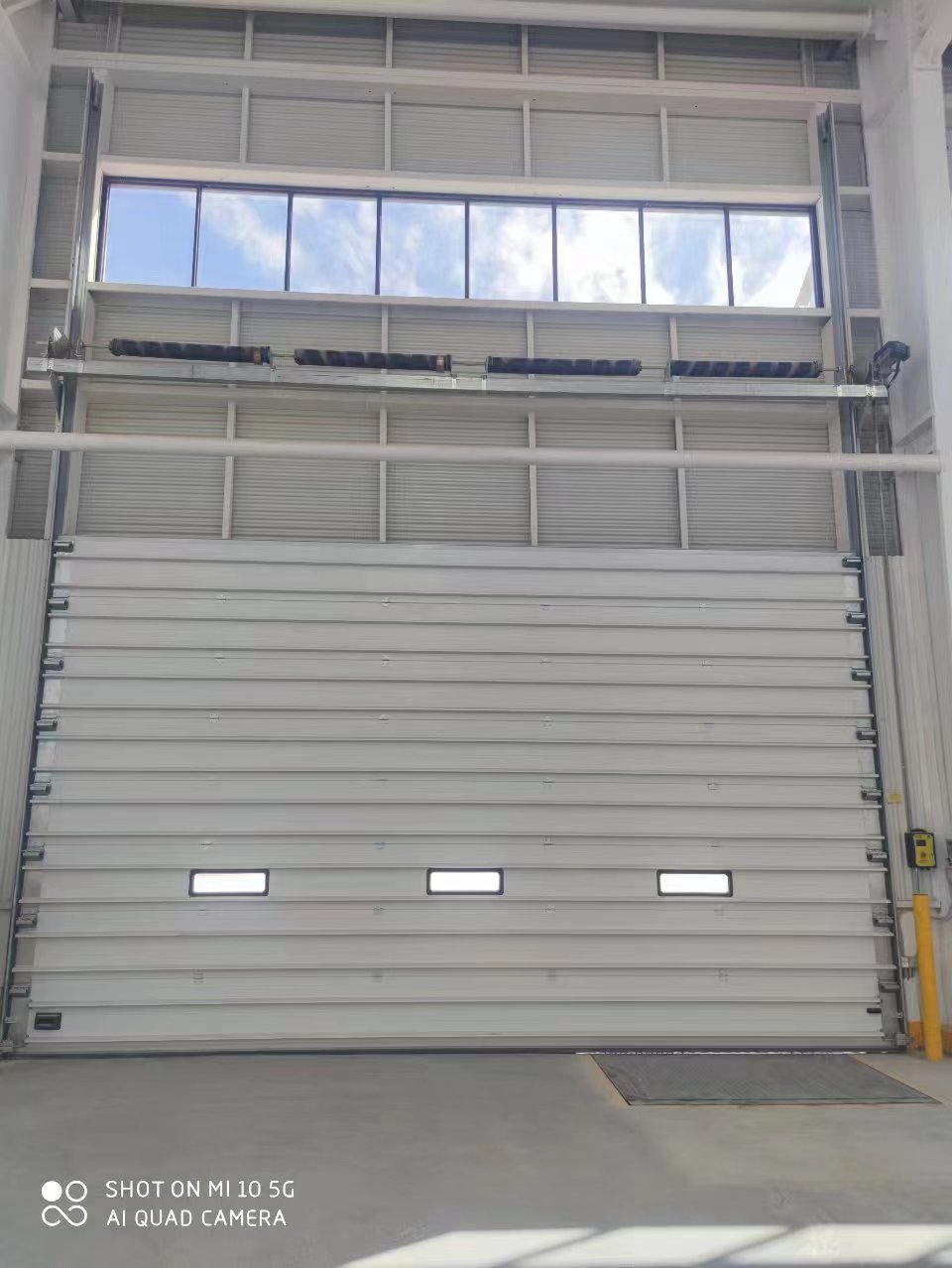 工業(yè)提升門、滑升門-興德門業(yè)